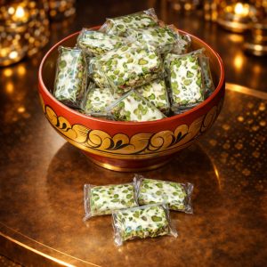 نوغا بالفستق الحلبي